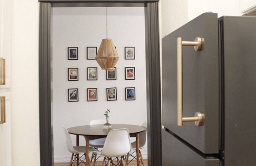 Uptown Apartment | Charming 1 bedroom in Uptown Downtown Denver