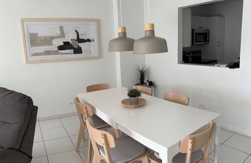 Mid Beach Apartment | Charming 1-bedroom 1 1/2 bathroom in lovely Miami Beach with fitness room, AC