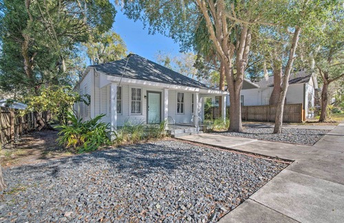 Historic District Cottage | Charming 100-year-old Home < 1 Mi to Downtown