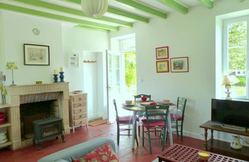 Lurcy-Levis Cottage | Charming 18th Century Cottage with Modern Amenities, Pet-Friendly, Near Scenic Forest and Attractions
