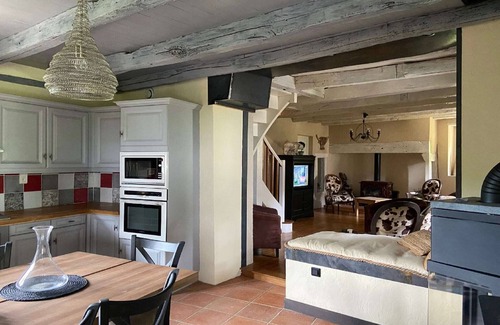 Altillac House | Charming 1930s Home in Altillac