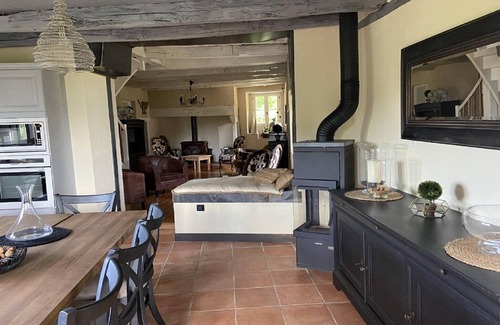 Altillac House | Charming 1930s Home in Altillac