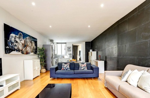 Quartier du Mail Apartment | Charming 1BR Apartment in the Heart of the Montorgueil District - Paris Centre