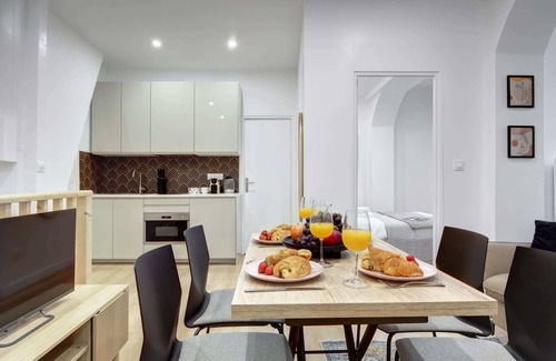 Bonne-Nouvelle Apartment | Charming 1BR in Montorgueil - Les Halles