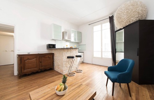 Bonne-Nouvelle Apartment | Charming 1BR Near Le Marais - the Heart of Paris