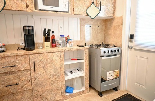 Rock Sound Apartment | Charming 1BR w/A/C, WiFi + Free Drinks & Snacks