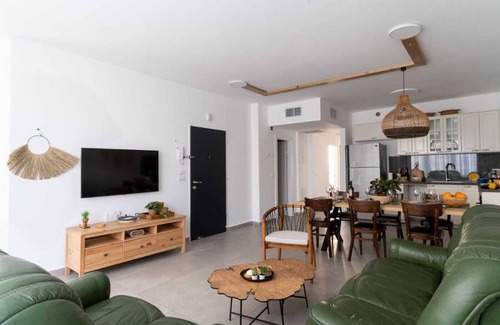 Tel Aviv City Center Apartment | Charming 2-Bedroom @New Building 200m off shore