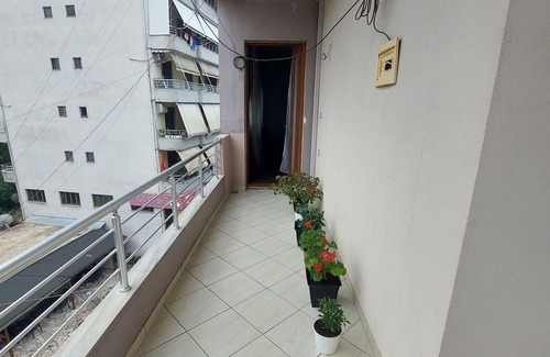 Gjirokaster Apartment | Charming 2-bedroom apartment with WiFi, AC in brilliant Gjirokastër