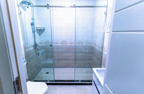 Samarkand Apartment | Charming 2-bedroom apartment in fabulous Samarkand with fitness room, WiFi