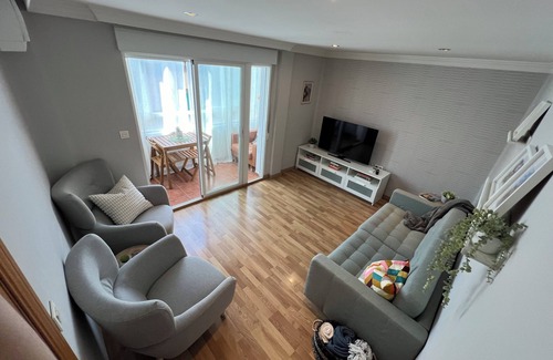 Carretera de la Sierra Apartment | Charming 2-bedroom apartment with AC, WiFi in lovely Granada