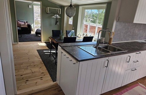 Ammeberg House | Charming 2-bedroom house with 6 beds , free WiFi near Vättern in Åmmeberg