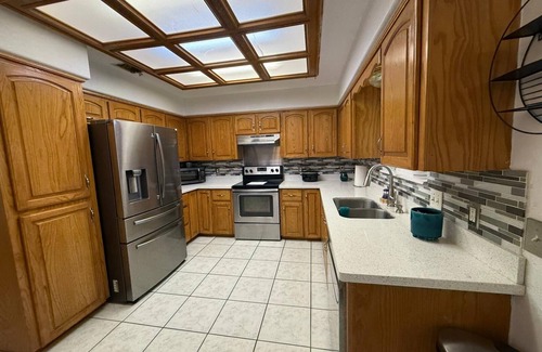 Alamo House | Charming 2 bedroom house conveniently located in a quiet subdivision.