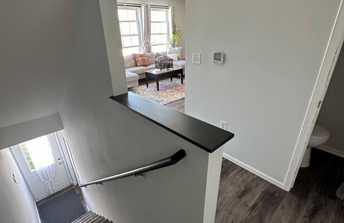 Altoona House | Charming 2-bedroom townhome with WiFi, AC and convenient location in Altoona .