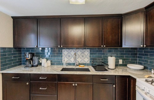 Northeast Heights House | Charming 2-bedroom casita with WiFi, AC in fabulous Albuquerque, New Mexico