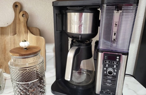 Apple Valley Apartment | Charming 2-bedroom apartment in delightful Apple Valley with AC, WiFi