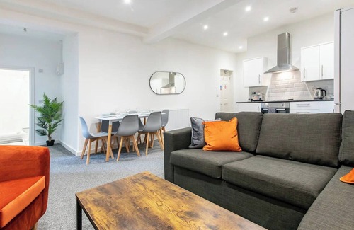 Thrapston Apartment | Charming 2 BR Apt in Northamptonshire