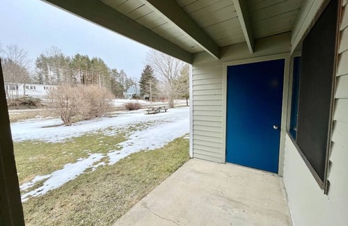 Tully Apartment | Charming 2BR/1BA Retreat in the Heart of Tully, NY