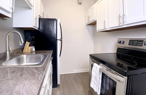 Grand Rapids Apartment | Charming 2BR Apartment in Historic Heritage Hill