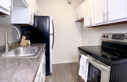 Grand Rapids Apartment | Charming 2BR Apartment in Historic Heritage Hill