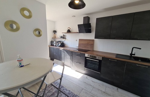 Ouzouer-sur-Loire Cottage | "Charming 3-Bedroom Cottage with Jacuzzi, Near Loire and Forest, Ouzouer-sur-Loire"