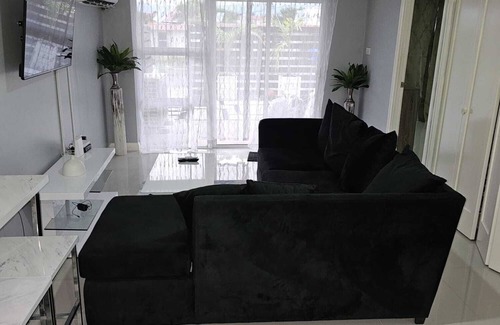 Portmore Apartment | Charming 3-Bed Apartment in Portmore with pool