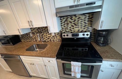 Pleasantville House | Charming 3-bedroom house in peaceful Pleasantville with AC, WiFi