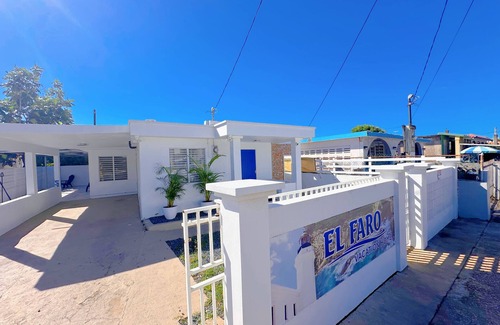 Jarealito House | Charming 3-bedroom Beach House with AC and WiFi near Arecibo's best beaches.