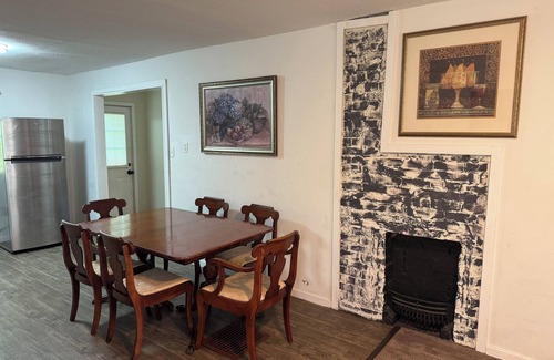 Clarksburg House | Charming 3-bedroom house plus bonus office/room in delightful Clarksburg with AC