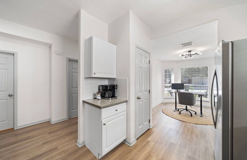 Spring House | Charming 3-bedroom house with fast WiFi and AC in fabulous Spring