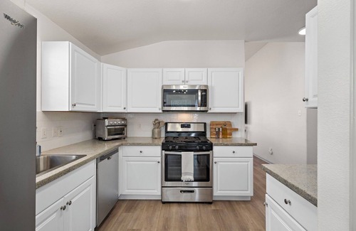 Spring House | Charming 3-bedroom house with fast WiFi and AC in fabulous Spring