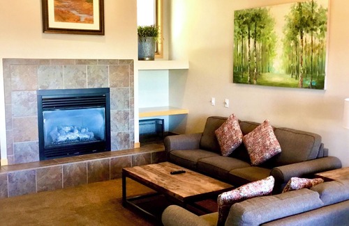 Woodmoor House | Charming 3-bedroom townhome with AC and WiFi in amazing Breckenridge