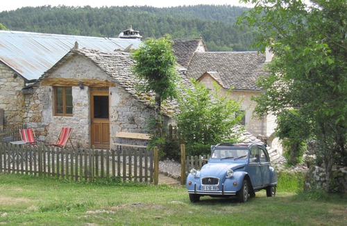 La Tieule House | Charming 3 * stone cottage between Aveyron and Lozère