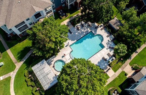 Astrodome Apartment | Charming 3Bed 2Bath apt in front of NRG & near TMC