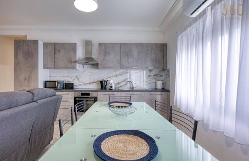 Swieqi Apartment | Charming 3BR Apt + City Views & WIFI in Swieqi