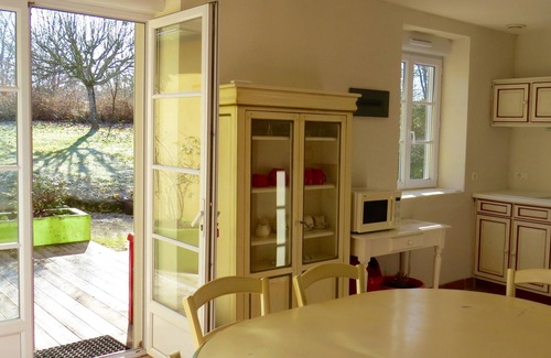 Urval Cottage | Charming 4/7 person gite in the heart of Périgord Noir with swimming pool