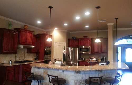 Sun City House | Charming 4-bedroom house; Sun City, TX with WiFi; Quiet, Tranquil Neighborhood