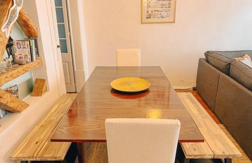 Santos Apartment | Charming 5 Bedroom Apartment in Traditional Lisbon