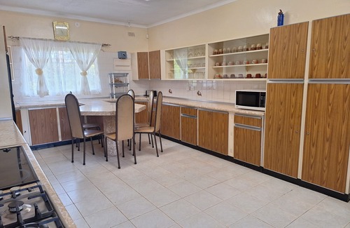 Harare House | Charming 6-bed House With Swimming Pool in Harare