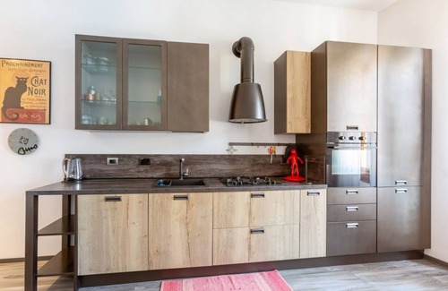 Ricorboli Apartment | Charming 70 sqm flat, ideal for 3 people, located on the first floor of a building without a lift.The property is located in the Gavinana district, south-east of the center of Florence, along the left bank of the Arno. The area is full of services and we