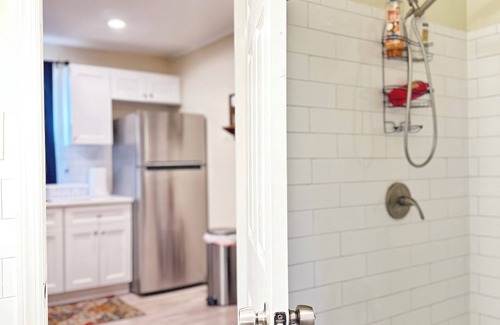 Ewing House | Charming and peaceful studio apartment in Ewing Township with WiFi, AC