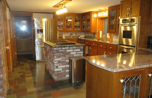 Farmington House | Charming and spacious lakefront home with 4 bedrooms, hot tub and pool table!