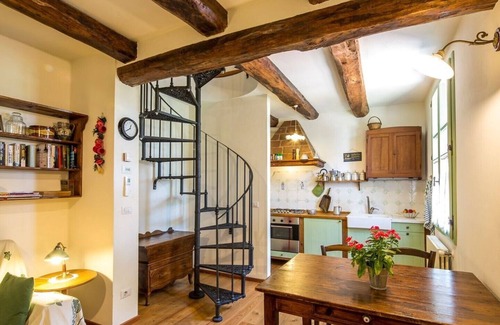 Dozza Apartment | Charming apartment "Antonio" in historical Villa Calanco on the hills of Dozza