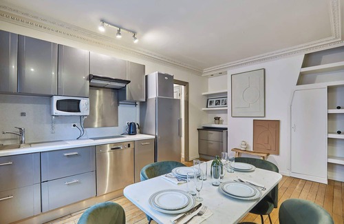 10th Arrondissement Apartment | Charming Apartment Center of Paris