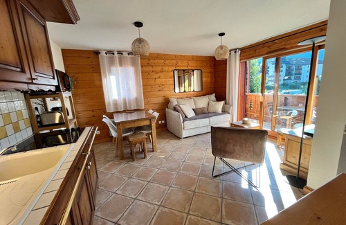 Samoens Apartment | Charming Apartment in Samoëns Center with Balcony and Mountain Decor