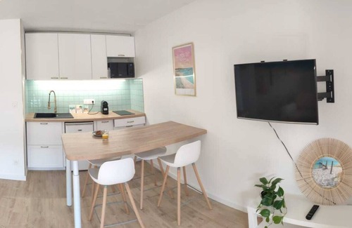 Morbihan Apartment | Charming apartment T2- Themed stays- ground floor- Carnac-200 m beach, garden