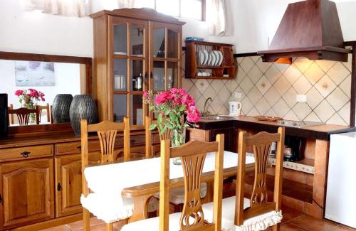 Los Silos Apartment | Charming apartment with terrace in Los Silos - 40 m²