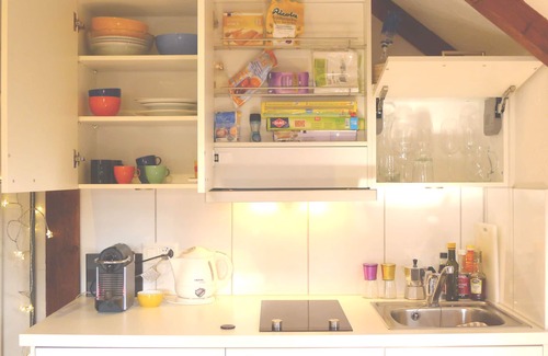 Muhlebach Apartment | Charming Attic In The Trend Area Of Zurich - Lake Close By