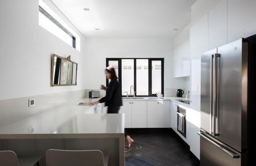 Battery Point Apartment | Charming Battery Point Cottage