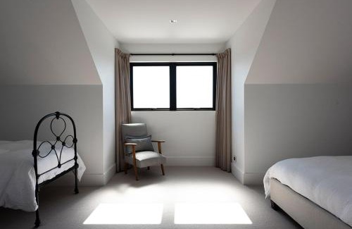 Battery Point Apartment | Charming Battery Point Cottage