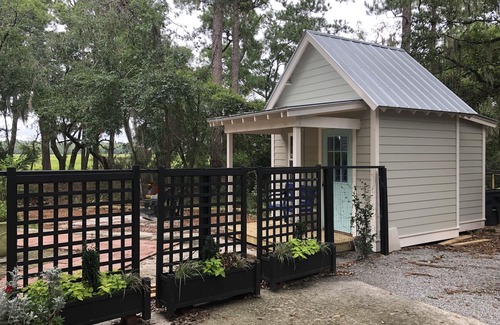 Beaufort House | Charming Beaufort Cottage with Marsh Views and Hunting Island Beach pass